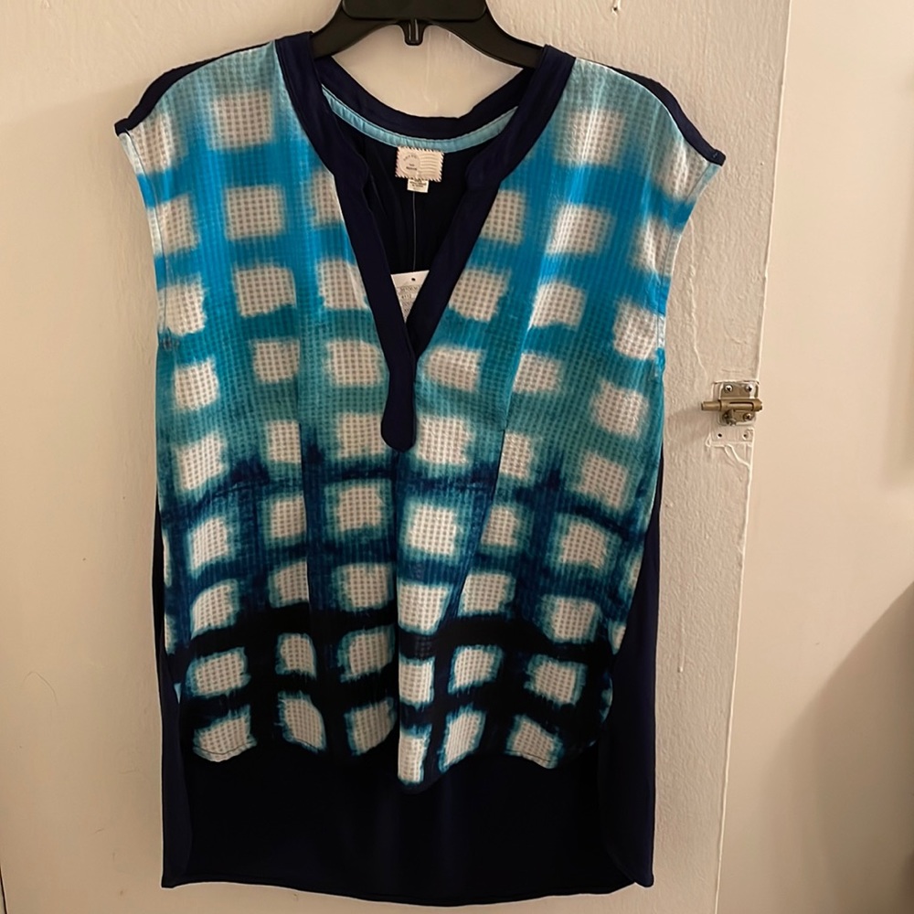 Multi shades of blue sleeveless top